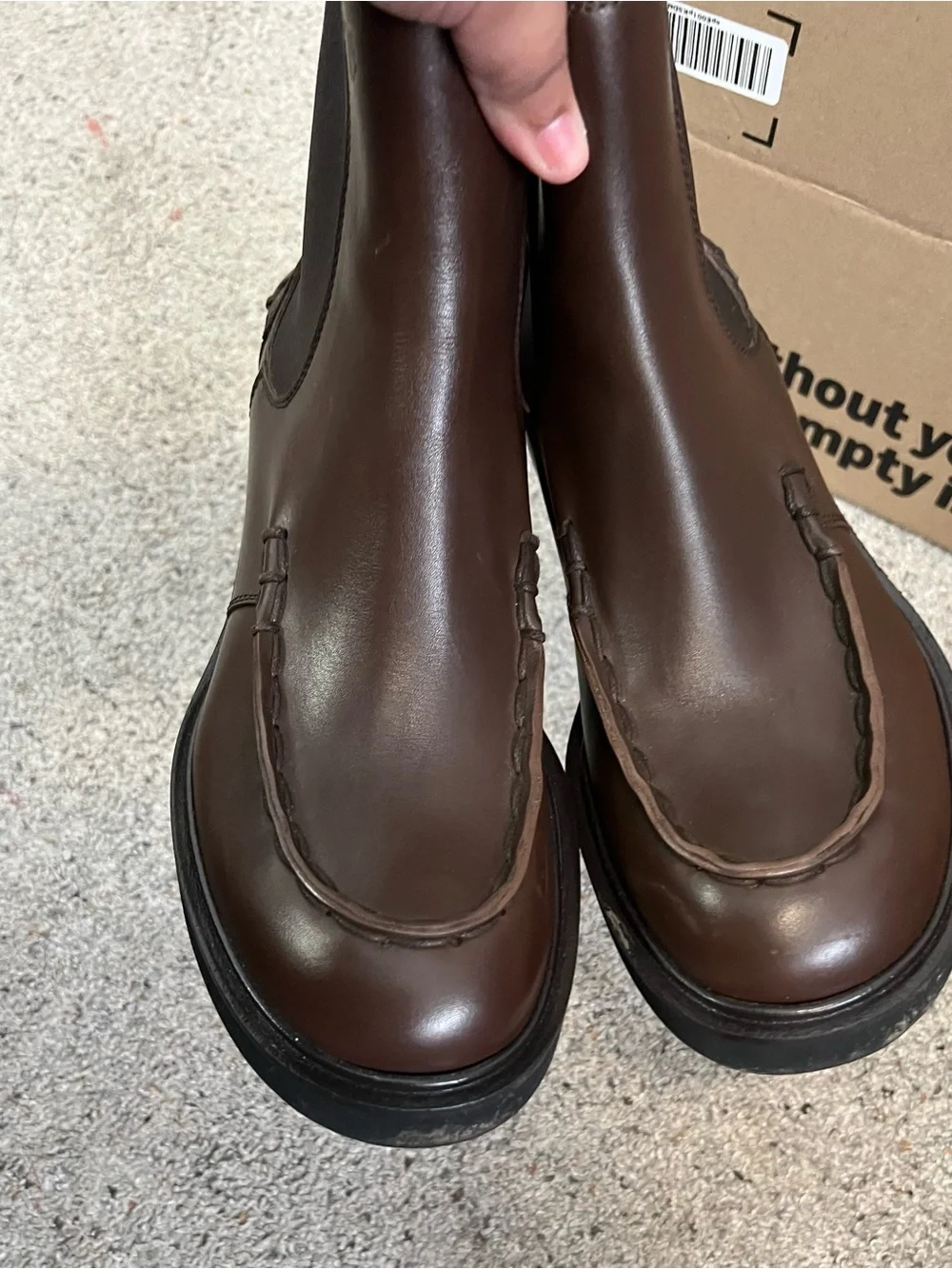 Tod’s whipstitch Chelsea boots